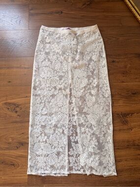 Edikted White Floral Lace Maxi Skirt Size M